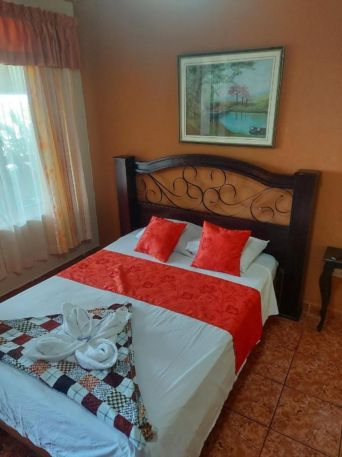 Hotel Torre Fuerte Venecia Exterior photo