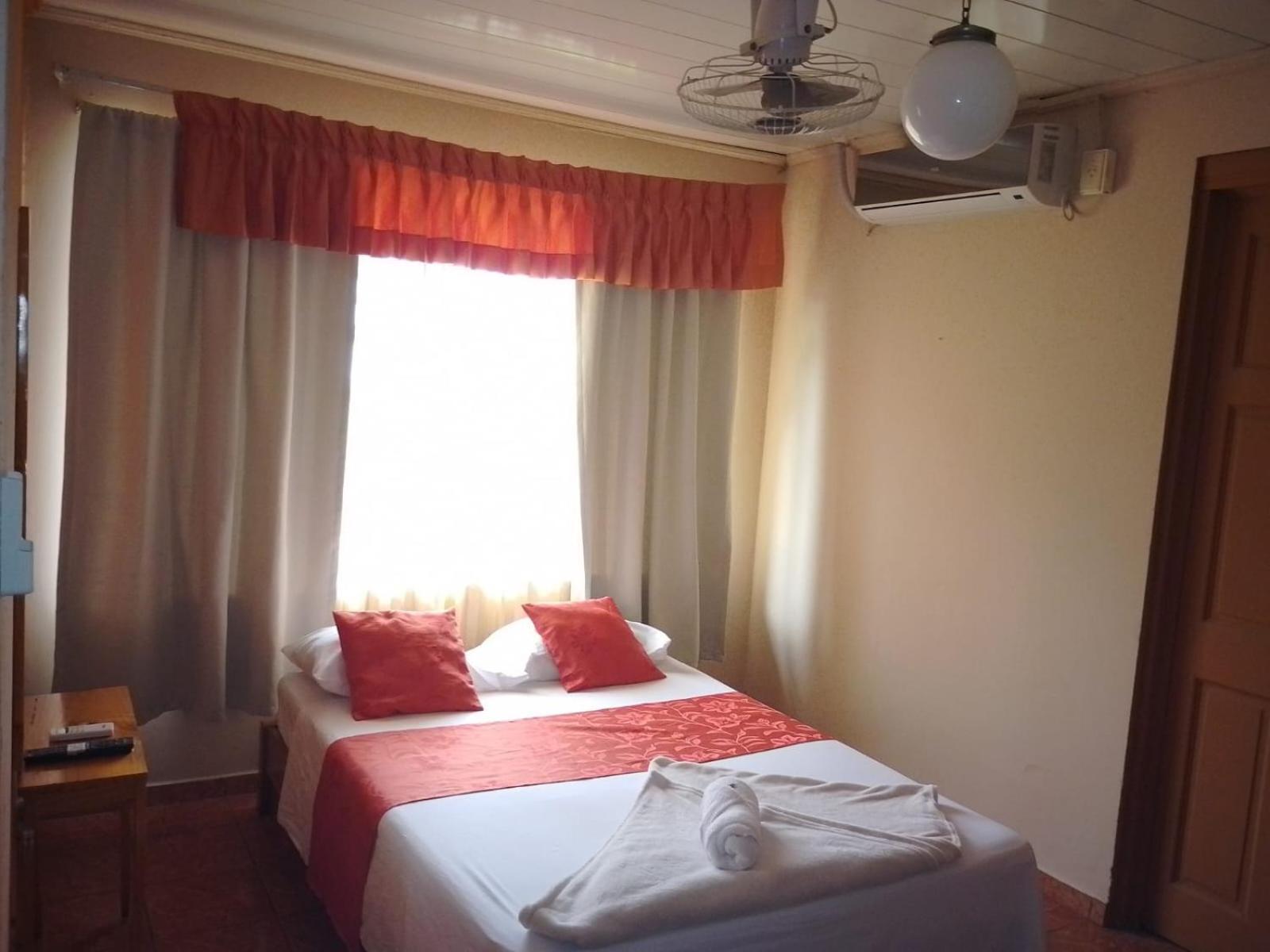 Hotel Torre Fuerte Venecia Exterior photo